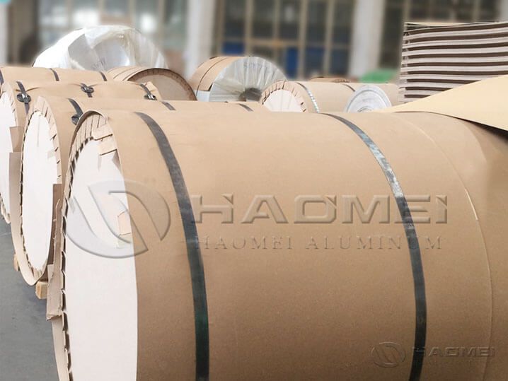 packaging of color coatign aluminum coil.jpg